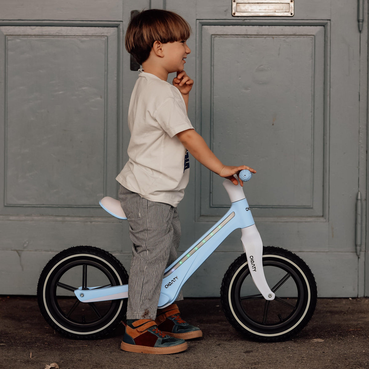 Chanty Go Blå Løbecykel | Med Integreret Lys