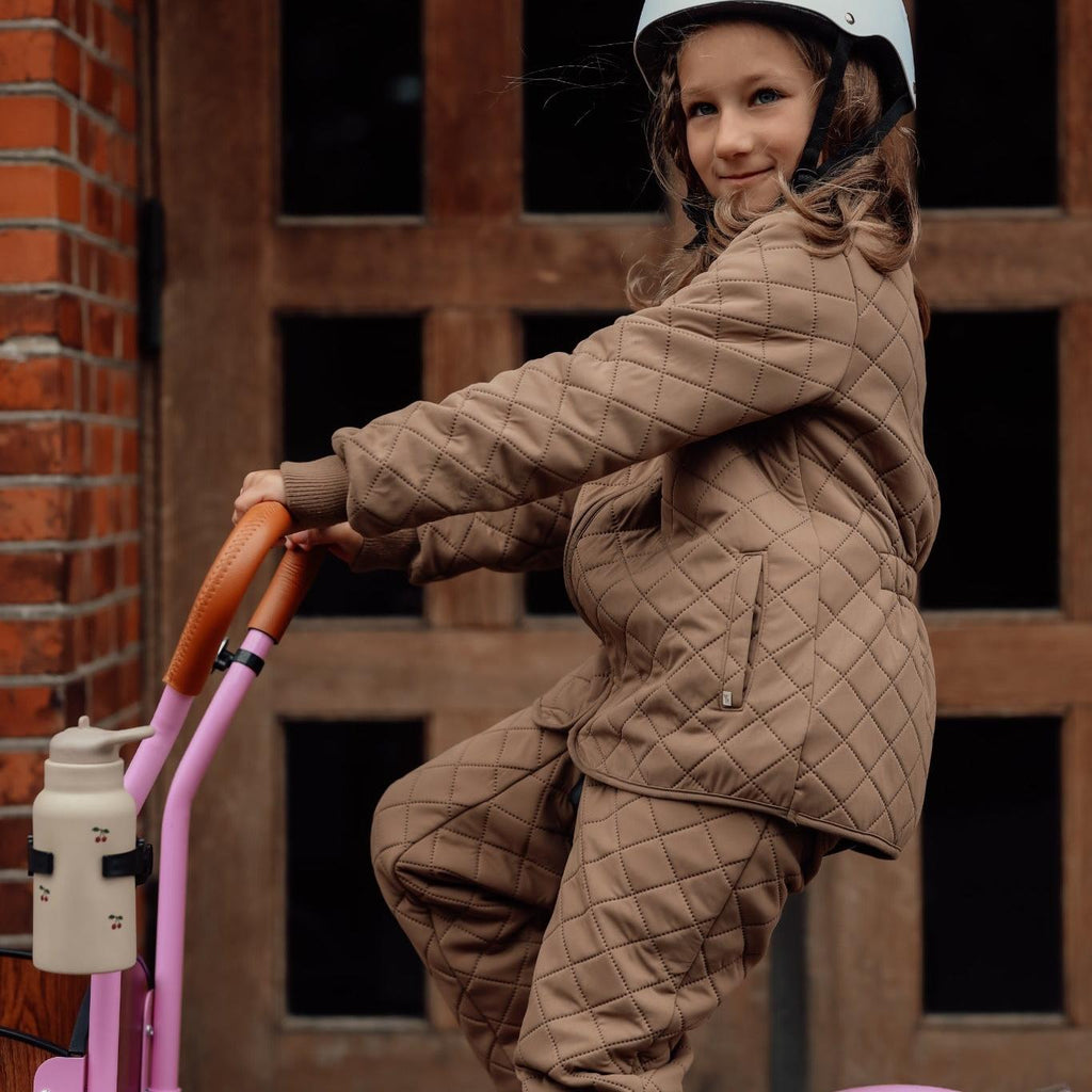 Chanty Cargo Kid – Pink inkl. hjelm, flaskeholder, håndtag i 2 farver og ringklokke - BørnecyklerneChantyBørnecyklernePink: BLC16 - LYRChanty Cargo Kid – Pink inkl. hjelm, flaskeholder, håndtag i 2 farver og ringklokke