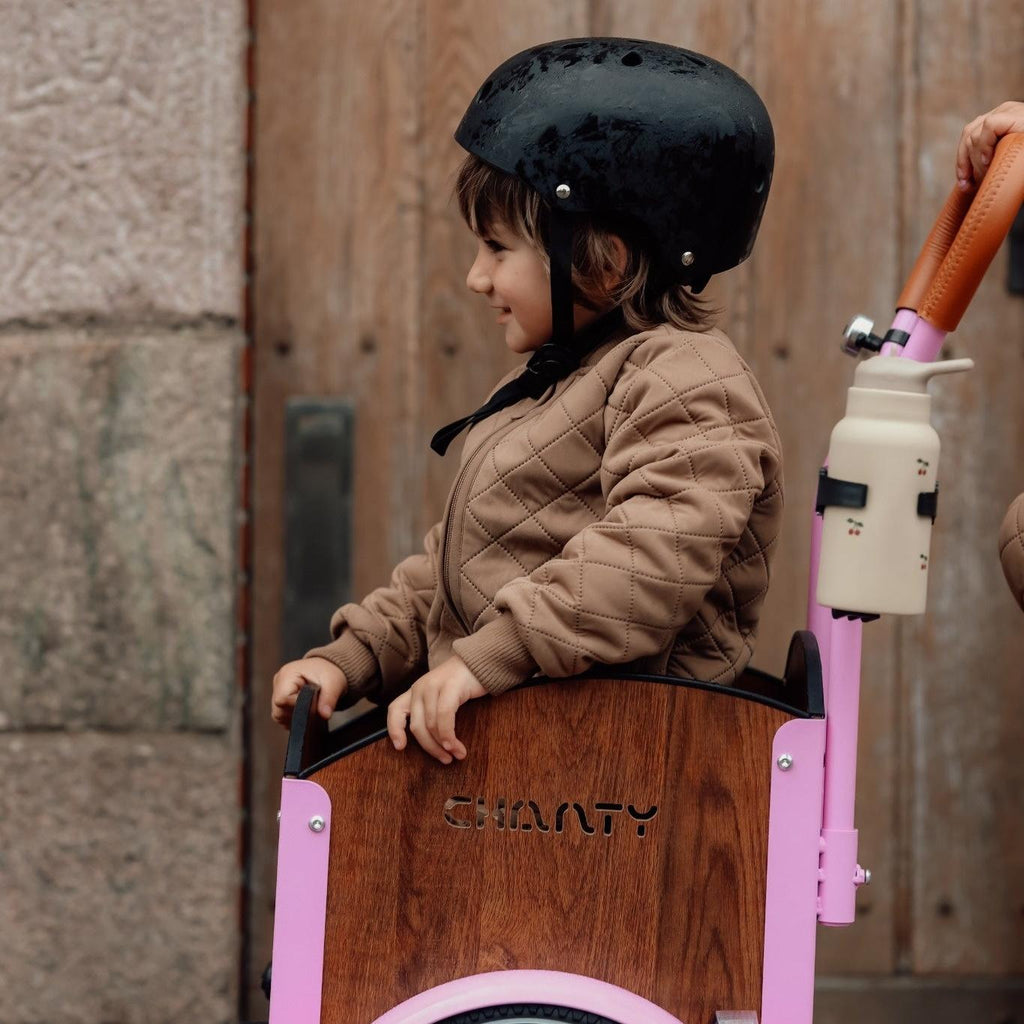 Chanty Cargo Kid – Pink inkl. hjelm, flaskeholder, håndtag i 2 farver og ringklokke - BørnecyklerneChantyBørnecyklernePink: BLC16 - LYRChanty Cargo Kid – Pink inkl. hjelm, flaskeholder, håndtag i 2 farver og ringklokke
