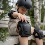 CHANTY Children's Helmet + Protection Set – Black
